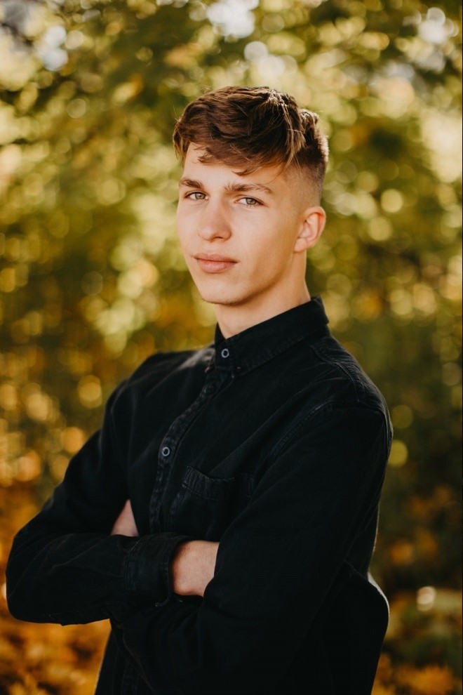 Peter Bujňák
